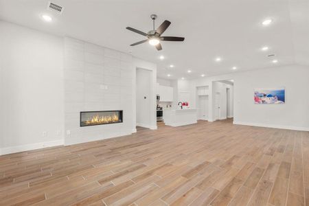 New construction Single-Family house 29655 Blooming Grove Way, Fulshear, TX 77441 Bluebird- photo 6 6