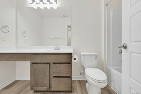 New construction Single-Family house 10446 Canard Crst, Converse, TX 78109 - image 8