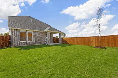 New construction Single-Family house 611 Sagebrush Trl, Sherman, TX 75092 Botticelli Plan- photo 2 2