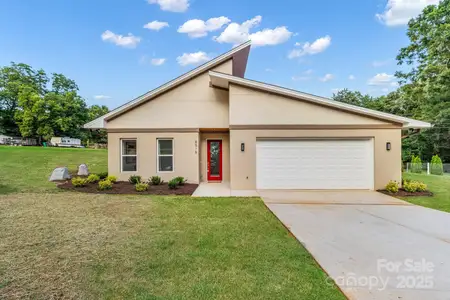 New construction Single-Family house 8516 Denbur Dr, Charlotte, NC 28215 - image