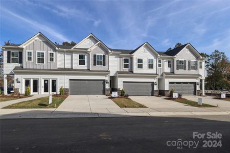 New construction Townhouse house 2105 Bayou Trace Dr, Charlotte, NC 28262 null- photo 0 0