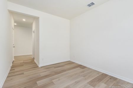 New construction Single-Family house 118 Mission Lake Rd, Boerne, TX 78006 null- photo 13 13