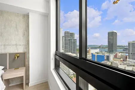 New construction Condo house 225 N Miami Ave, Unit 3105, Miami, FL 33128 - image