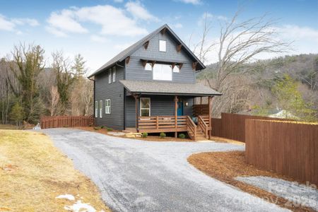 New construction Single-Family house 207 Ferrell Ln, Black Mountain, NC 28711 - image
