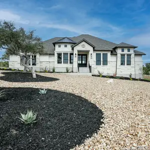 New construction Single-Family house 208 Berrywood Ln, Canyon Lake, TX 78132 plan 3494S - image