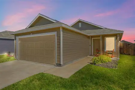 New construction Single-Family house 1905 Wild Orchard Ln, Crandall, TX 75114 plan Windhaven II - image