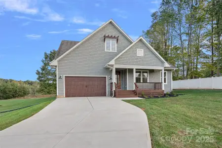 New construction Single-Family house 155 Rimrock Rd, Harmony, NC 28634 - image