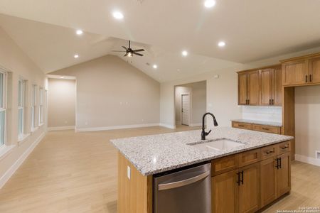 New construction Single-Family house 117 Lost Pnes, Marion, TX 78124 - image 20