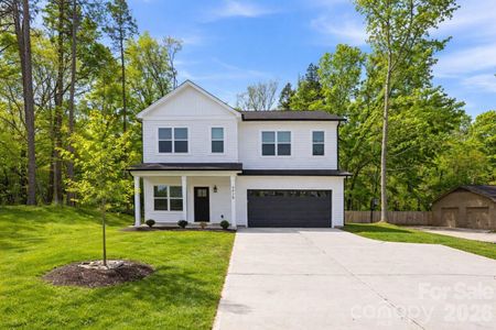 New construction Single-Family house 4015 Oakdale Rd, Charlotte, NC 28216 - image
