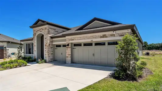 New construction Single-Family house 13112 Wellspring Dr, Lithia, FL 33547 plan Bayshore I - image