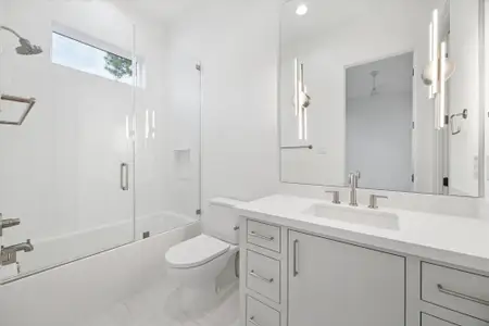 New construction Single-Family house 2118 Westgate Dr, Houston, TX 77019 - image 15