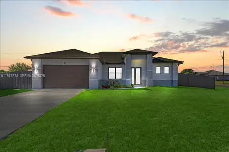 New construction Single-Family house 18 Ne 11Th Ln, Cape Coral, FL 33909 - image