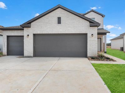 Lakes at Black Oak by Century Communities in Magnolia - photo 2 2