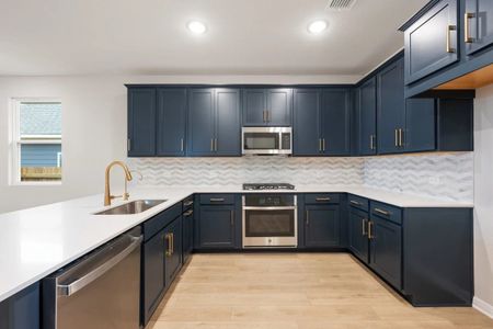 New construction Single-Family house 609 Henry Milton Rd, Georgetown, TX 78626 plan Brodie - image 5