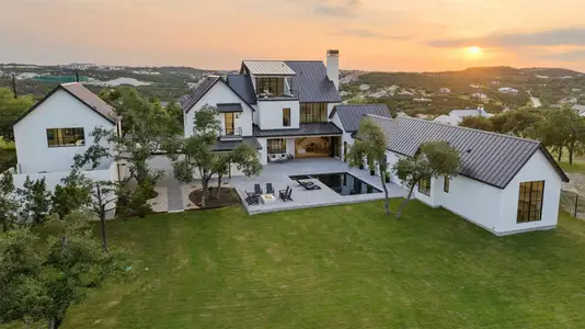 New construction Single-Family house 4405 Hennig Dr, Austin, TX 78738 - image