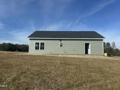 New construction Single-Family house 125 Powell Farm Rd, Lillington, NC 27546 - image