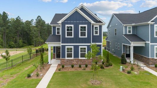 New construction Single-Family house 220 Leland Crest Dr, Apex, NC 27539 - photo 0