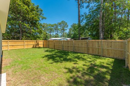 New construction Single-Family house Baker, FL 32531 plan Franklin - image 4
