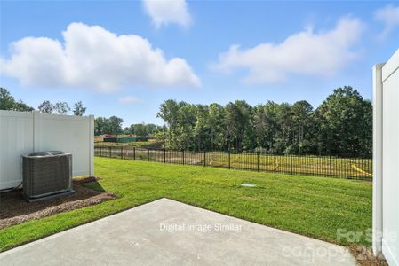 New construction Townhouse house 1227 Vibrant Rd, Charlotte, NC 28215 - image