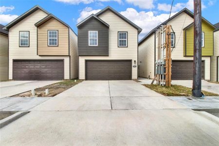 New construction Single-Family house 9936 Lanewell, Houston, TX 77029 - photo 0