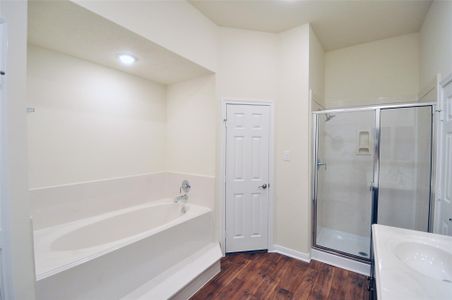 New construction Single-Family house 3514 Purlin St, League City, TX 77539 - image 7