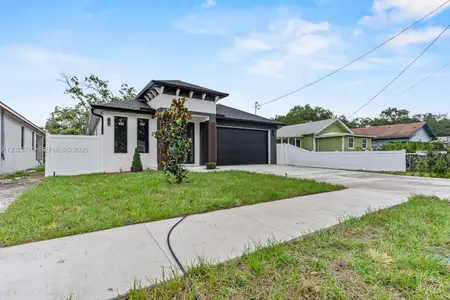 New construction Single-Family house 8210 N Elmer St, Tampa, FL 33604 - image