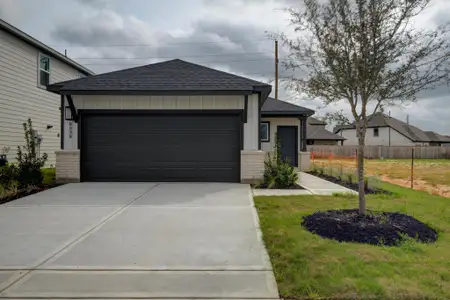 New construction Single-Family house 8038 Magnolia Prairie Ln, Cypress, TX 77433 plan Austin - image
