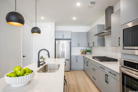 New construction Condo house 719 E Locust, Unit 2108, San Antonio, TX 78212 - image 9