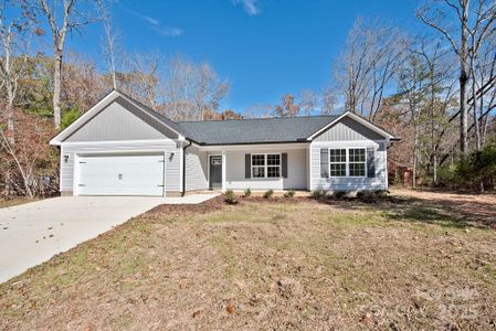 New construction Single-Family house 872 Roxboro Dr, Mount Gilead, NC 28025 - image