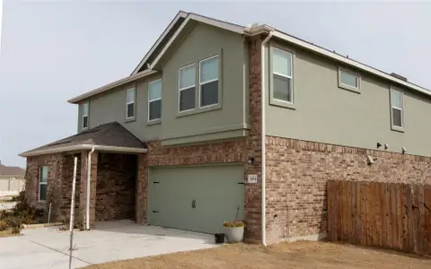 New construction Single-Family house 1404 E Aquilla Dr, Leander, TX 78641 - image