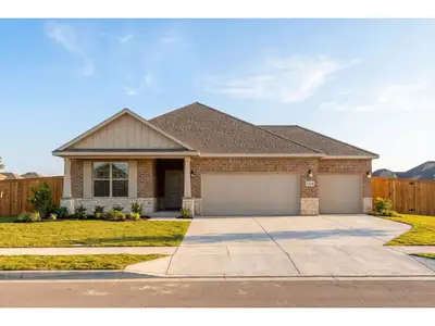New construction Single-Family house 206 Briarwood Dr, Nevada, TX 75173 plan The Everett D - image