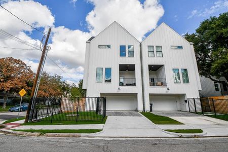 New construction Single-Family house 816 Fisher Street, Houston, TX 77018 - photo 0