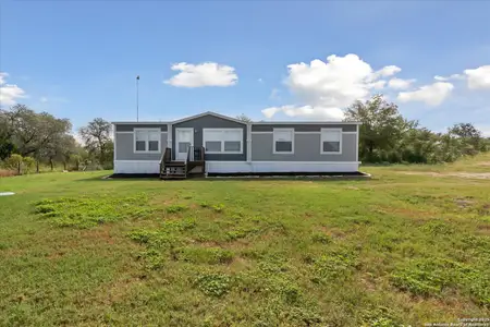 New construction Single-Family house 385 Forest Oaks, Somerset, TX 78069 - image