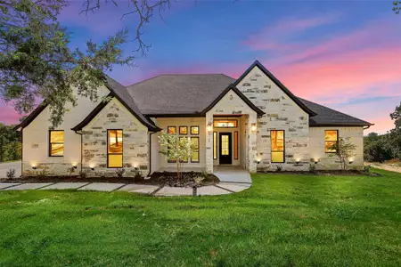 New construction Single-Family house 1064 Glenoaks Dr, Weatherford, TX 76088 - image