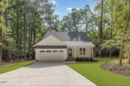 New construction Single-Family house 3260 Yorkshire Cir, Sanford, NC 27332 - image