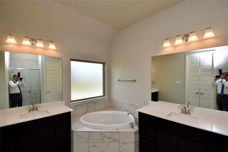 Stone Henge II by Sumeer Homes in Sanger - image 16