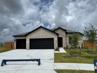 New construction Single-Family house 118 Lancaster Ct, Dayton, TX 77535 - image