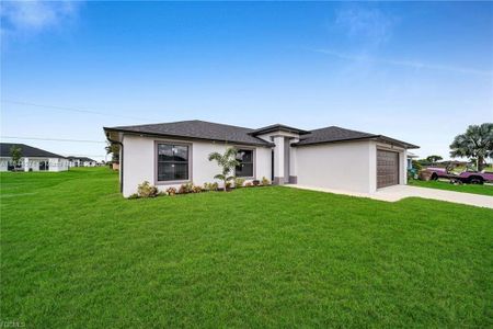 New construction Single-Family house 1518 Nw 7Th Pl, Cape Coral, FL 33993 - image