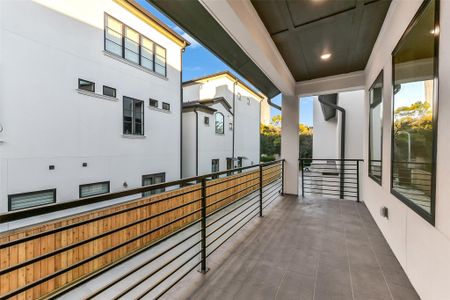 New construction Single-Family house 1904 Nantucket Dr, Houston, TX 77057 - image 4