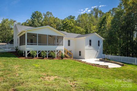 New construction Single-Family house 2912 Woodstream Dr, Valdese, NC 28690 - image