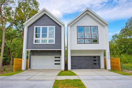 New construction Townhouse house 4217A Hare Street, Houston, TX 77020 - photo 0