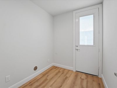 New construction Single-Family house 2708 Grand Fountains Dr, Unit C, Houston, TX 77054 - image 19