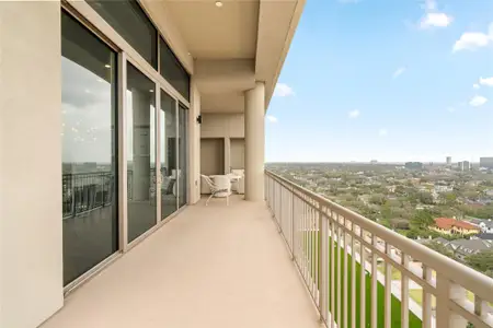 New construction Condo house 5656 San Felipe St, Unit 1701, Houston, TX 77056 - image