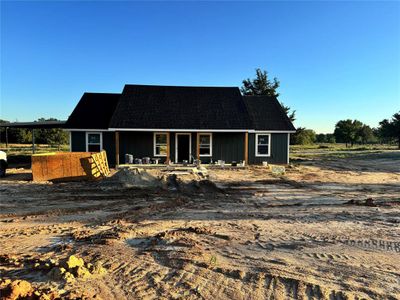 New construction Single-Family house 1042 Hereford Drive, Springtown, TX 76082 - photo 0