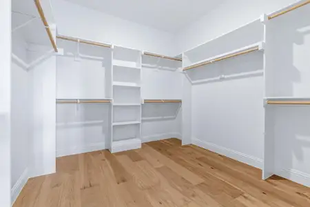 New construction Single-Family house 913 Beall St, Denton, TX 76207 - image 5