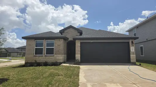 New construction Single-Family house 3014 Holland Lakes Dr, Fulshear, TX 77441 plan Gaven - X35G - image