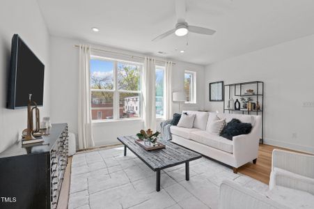 New construction Townhouse house 700 W N St, Unit 101, Raleigh, NC 27603 - image 16