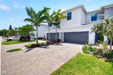 New construction Townhouse house 7351 Lenora Ln, Lake Worth, FL 33467 - image