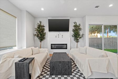 New construction Single-Family house 5203 Texas St, Houston, TX 77011 - image 16