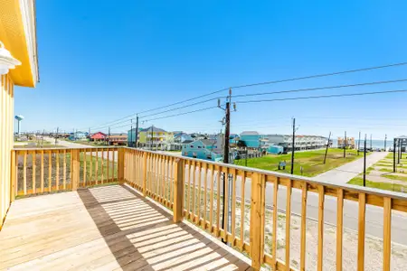 New construction Townhouse house 919 Blue Water Hwy, Surfside Beach, TX 77541 - image